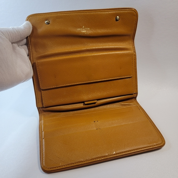 LOUIS VUITTON Monogram Mini Porte Tresor International Long Beige Trifold Wallet - Picture 4 of 12